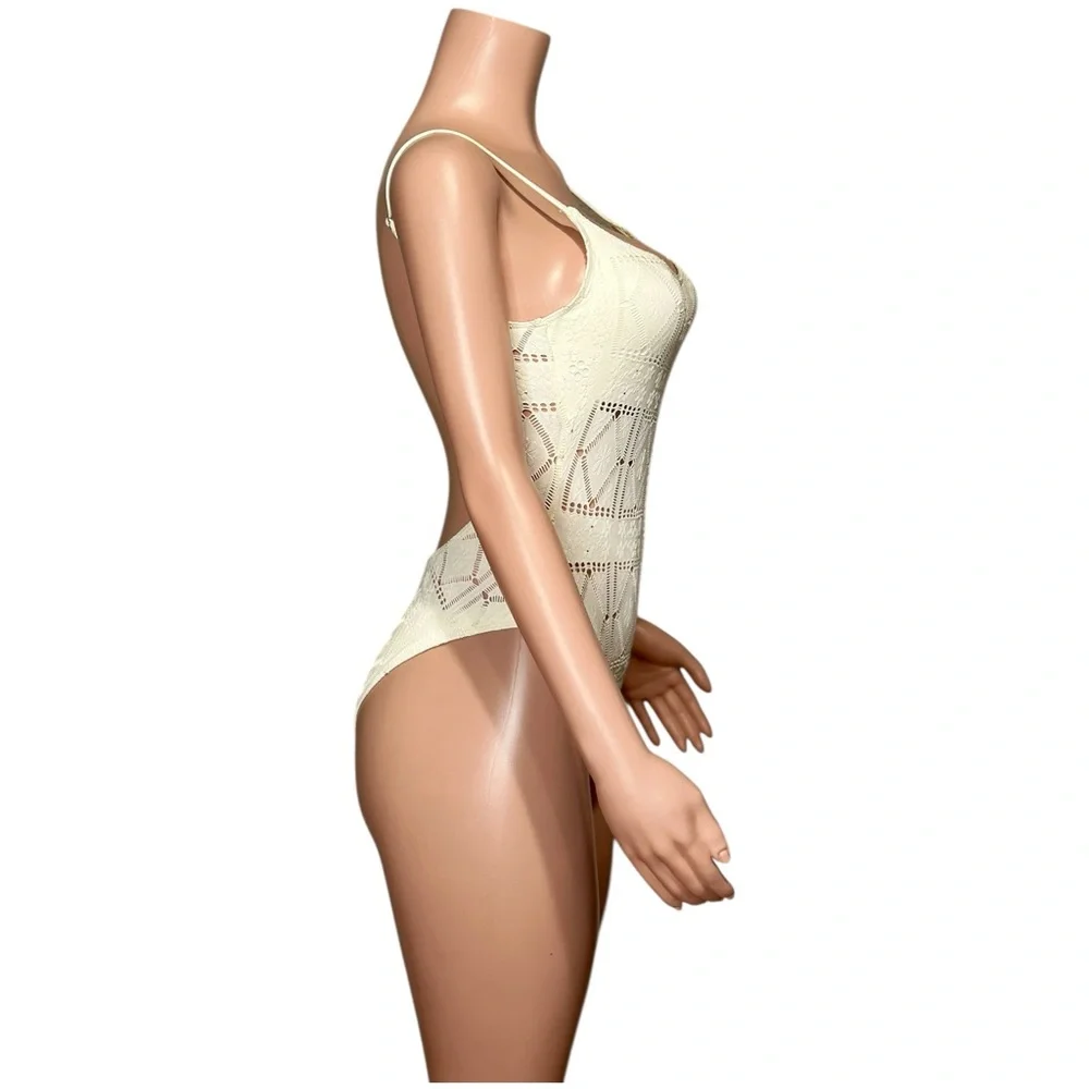 FRANKIES BIKINIS Juliet Cheeky One Piece Swimsuit, Angel Dust, Medium